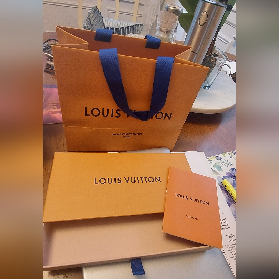 Luis Vuitton Small Assesory Gift Bag, Box &Tag